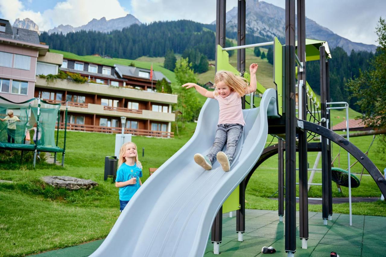 Ferien- Und Familienhotel Alpina Adelboden Exterior photo